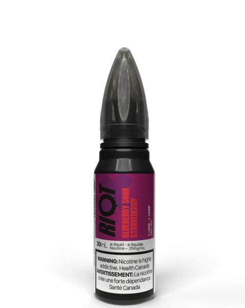 BLUEBERRY SOUR STRAWBERRY by RIOT X SALT (30mL)